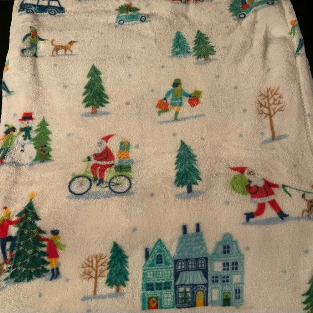 2024 Target Wondershop Holiday Plush Throw Blanket
